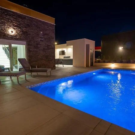 Vacation House Privlaka 别墅 普利拉卡